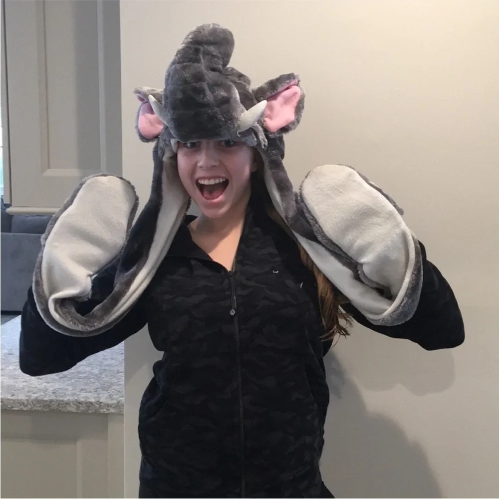 5 kids winter hats!!!